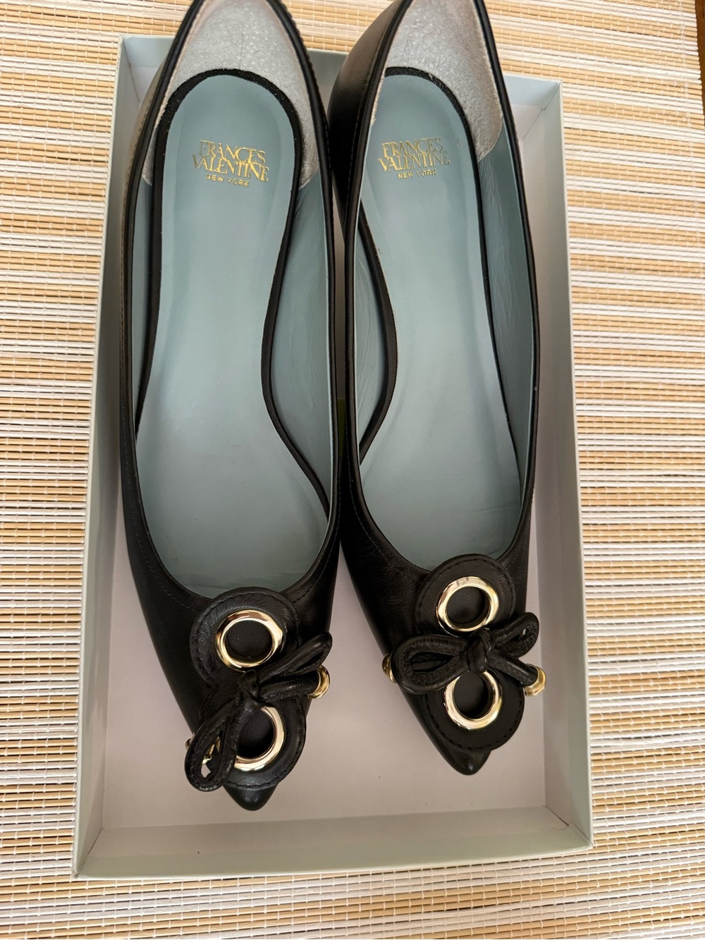 Frances Valentine GORGEOUS Black Leather Pointed Toe Heels with Gold Detail+Bow